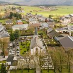 Luchtfoto van Boulaide, een dorpje in Luxemburg.
