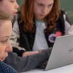 kinderen met computers