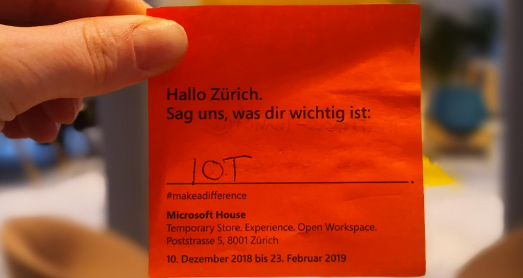 red post.-it IOT