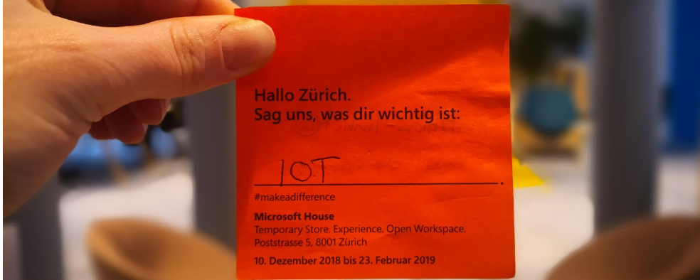 red post.-it IOT