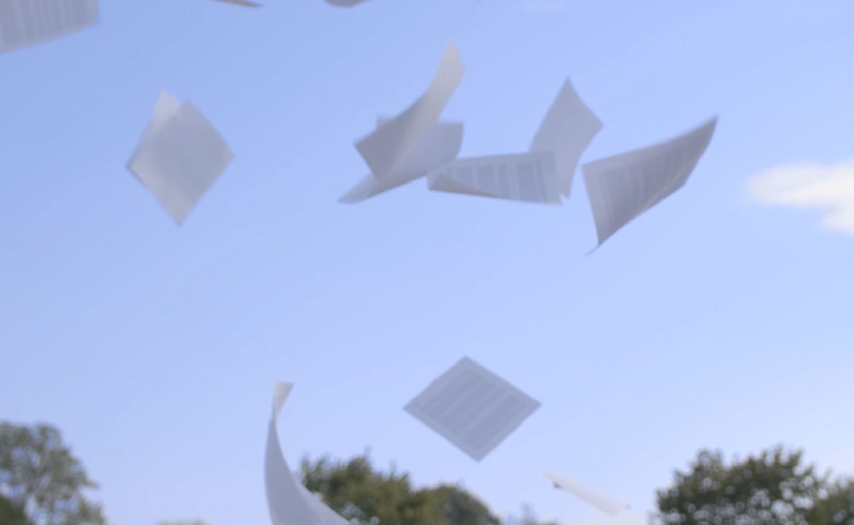 Papir der flyver på himlen