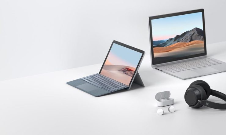 een laptopcomputerzitting bovenop een lijst