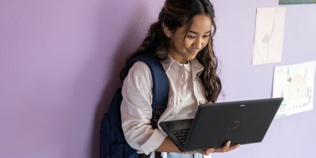 Apprentissage mixte et hybride : découvrez comment Microsoft Teams peut améliorer votre expérience d’enseignement