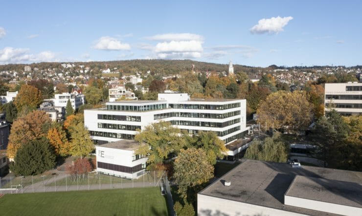 Modernes Gerätemanagement für das Freie Gymnasium Zürich (FGZ)