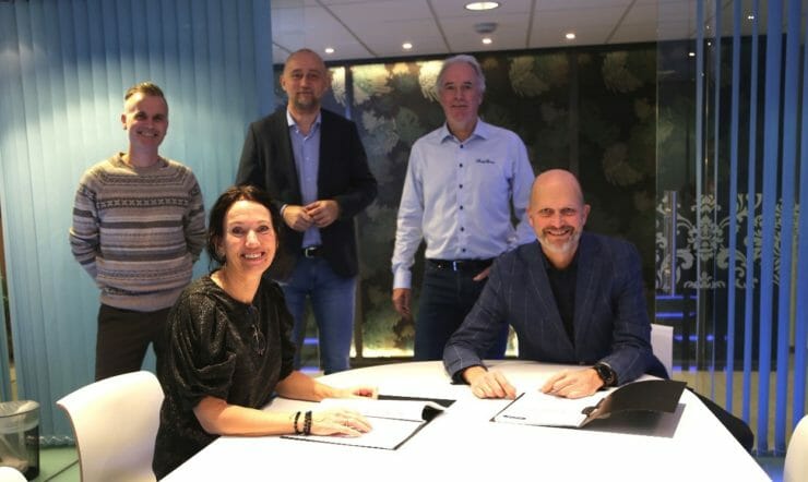 Bilde av Boligpartner ansatte i et møterom