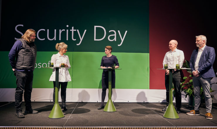 People talking on scene